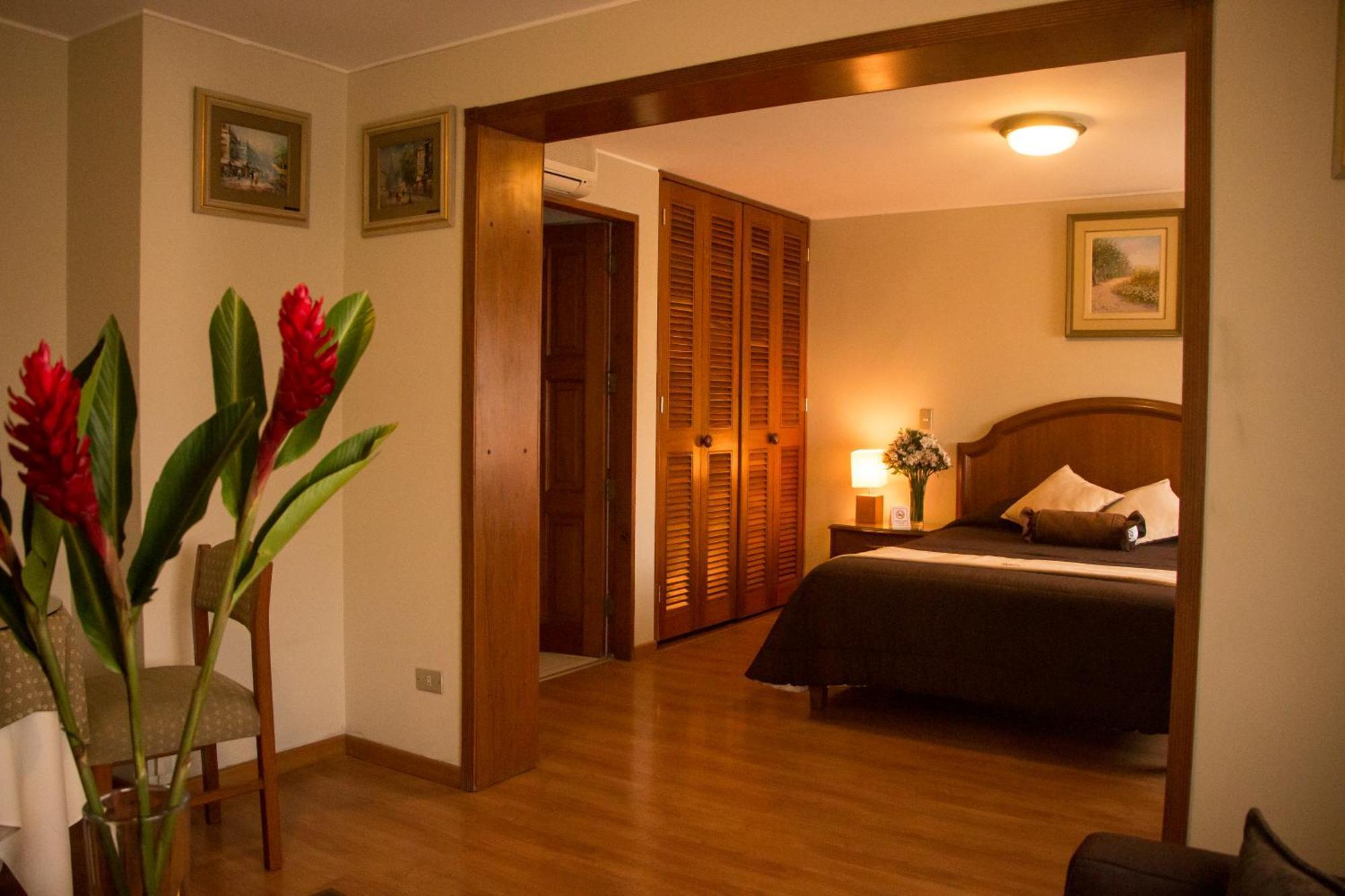 Hotel Britania San Borja Lima Buitenkant foto
